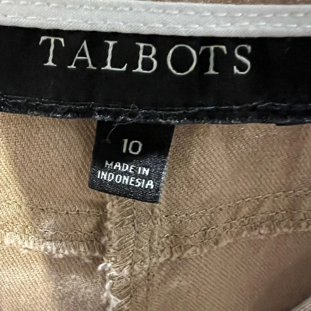 Talbots Linen blend size 10 signature khaki capri pants with drawstring waist